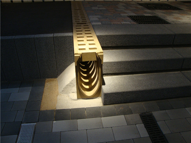 一体式排水沟效果图