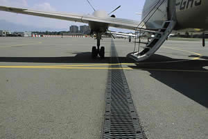 高承载成品排水沟