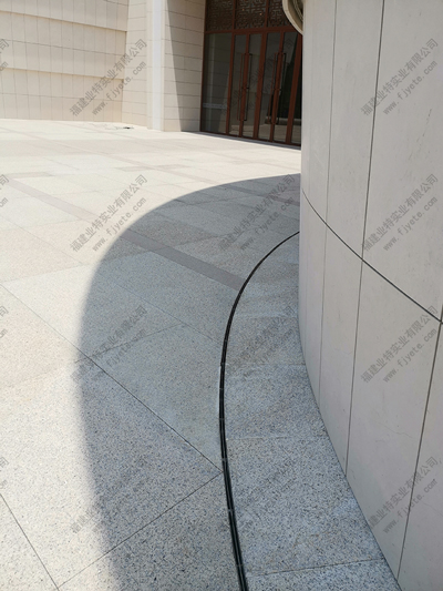 缝隙式排水沟应用实例