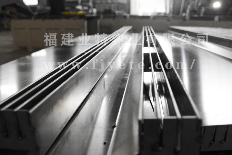 缝隙式排水沟盖板示意图