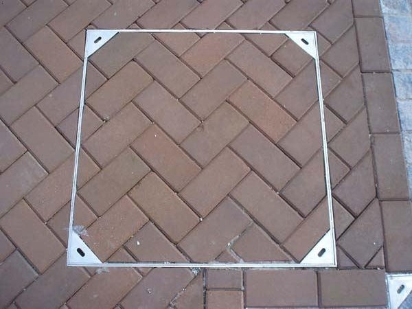 不锈钢井盖 .jpg
