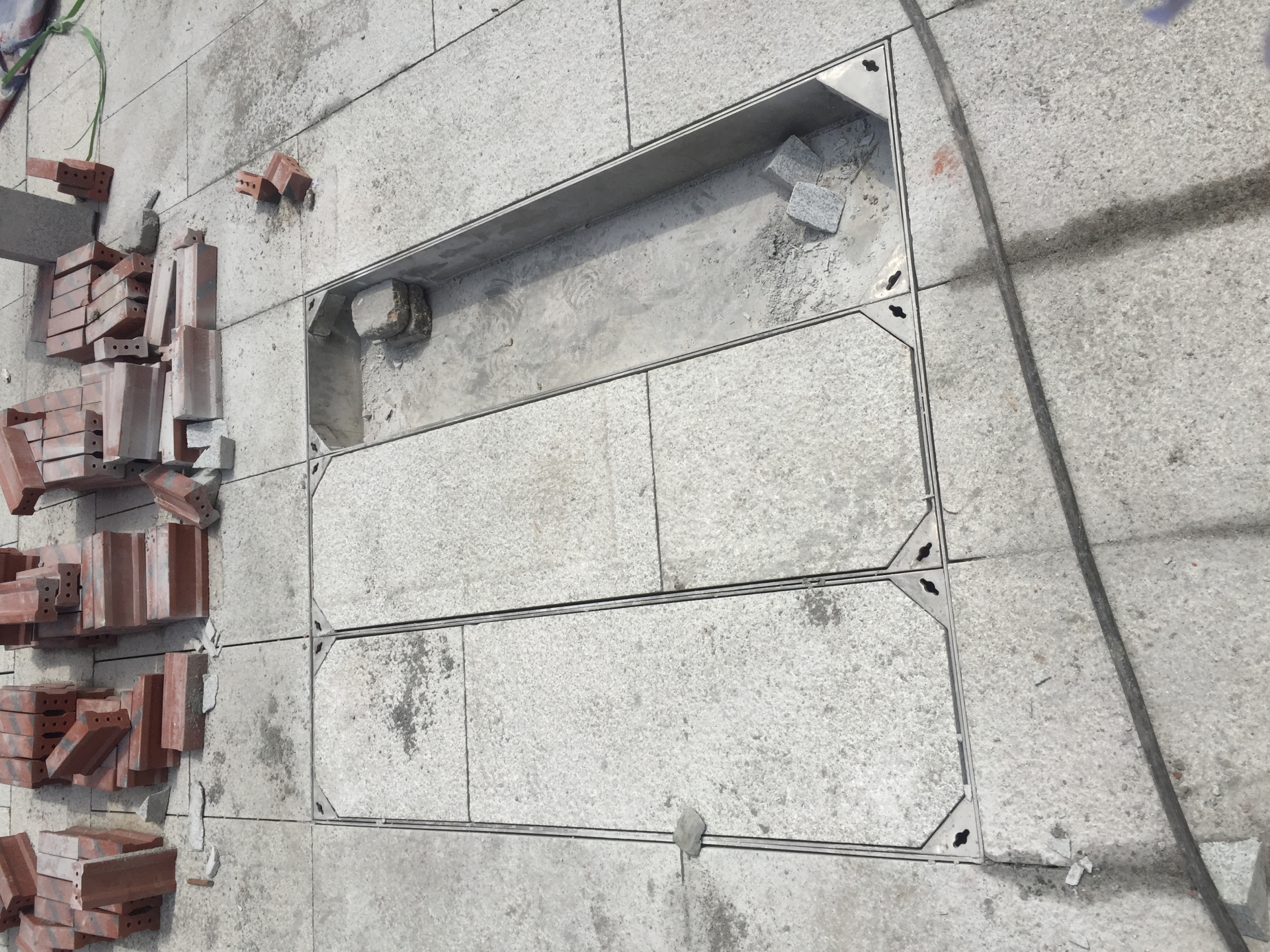 不锈钢井盖安装