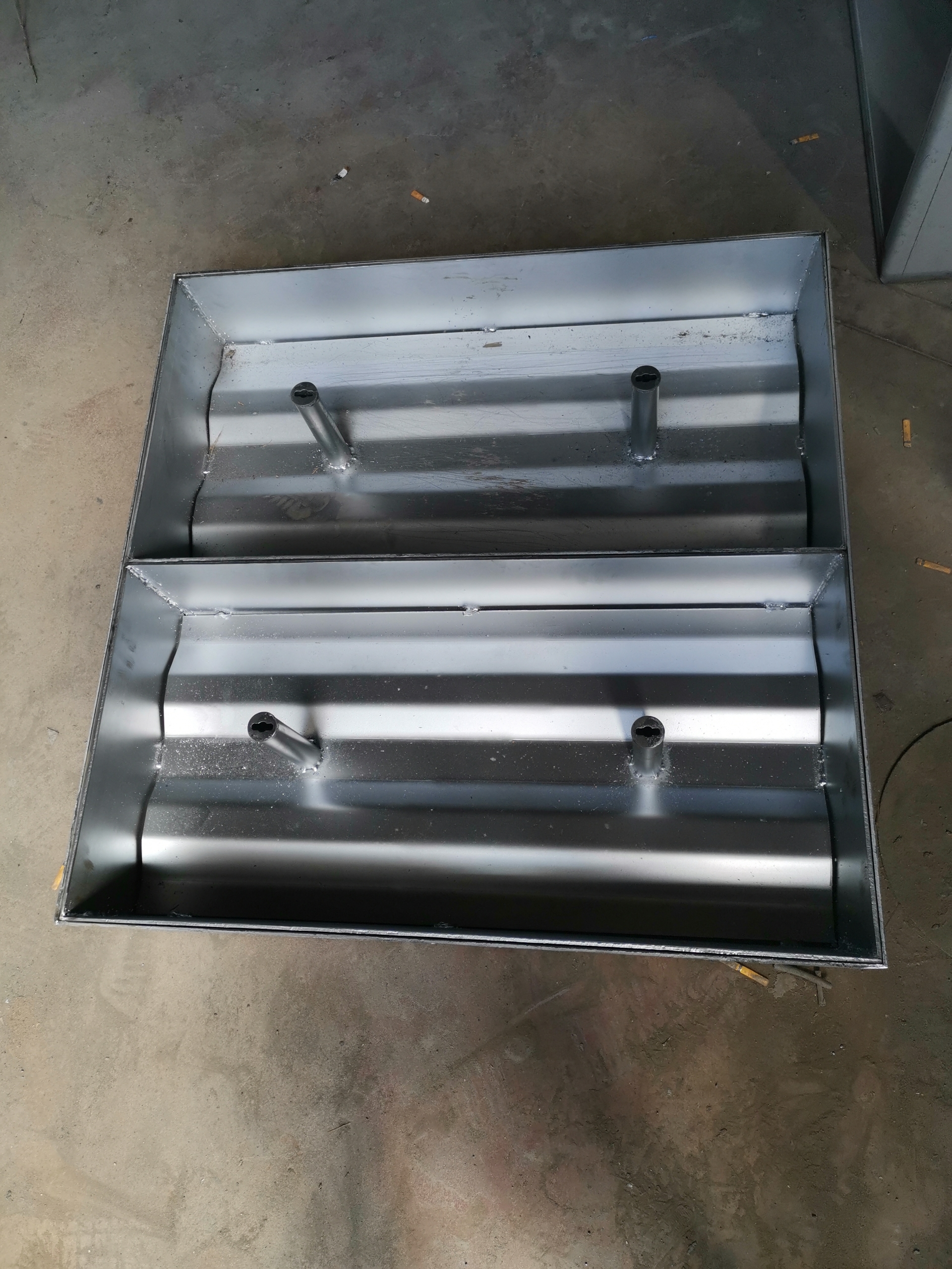 不锈钢提拉井盖