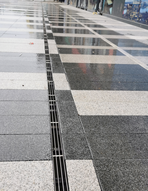 缝隙式盖板不锈钢排水沟案例